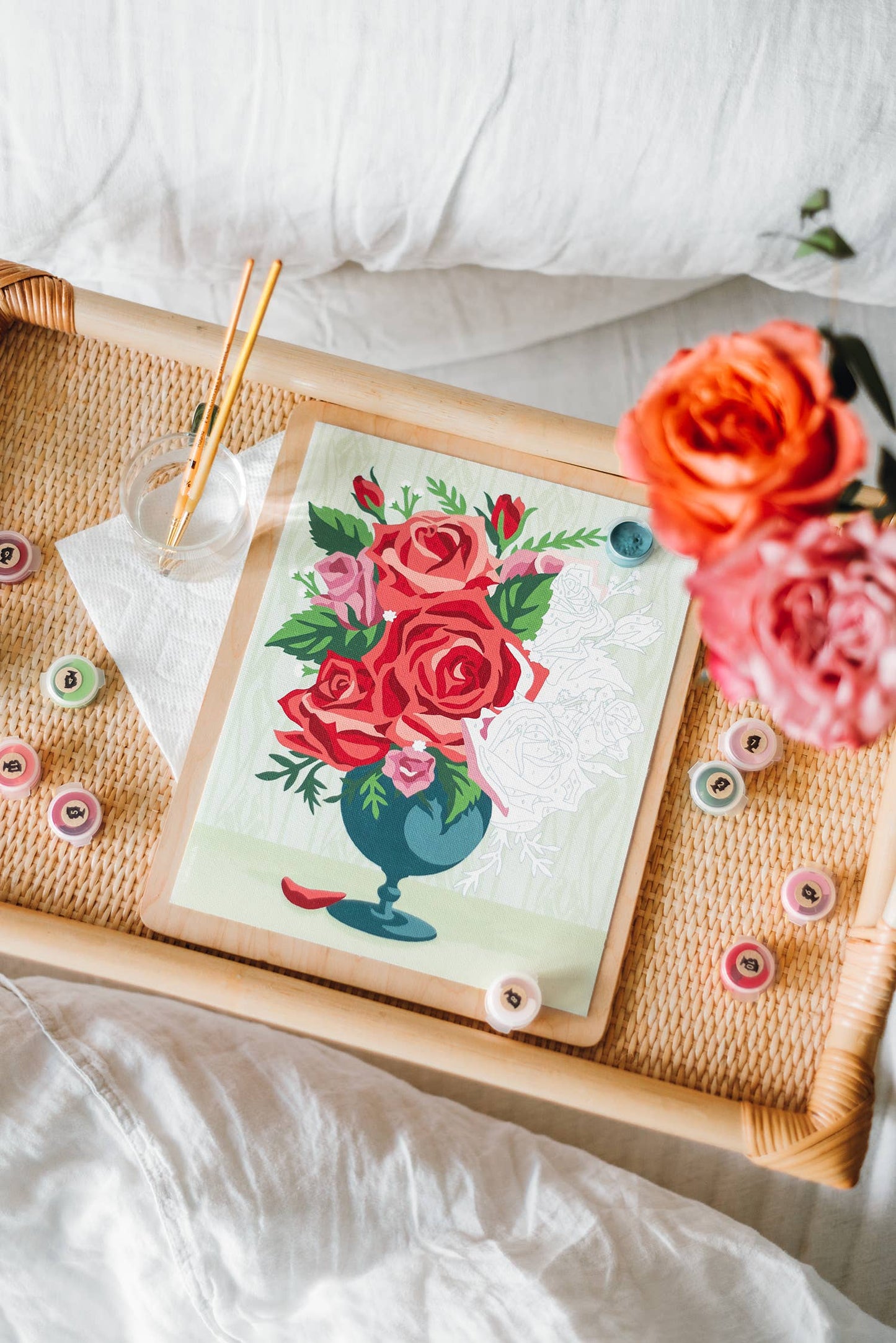 Elle Crée (She Creates) - Roses in Vase (wallpaper background) Paint-by-Number Kit