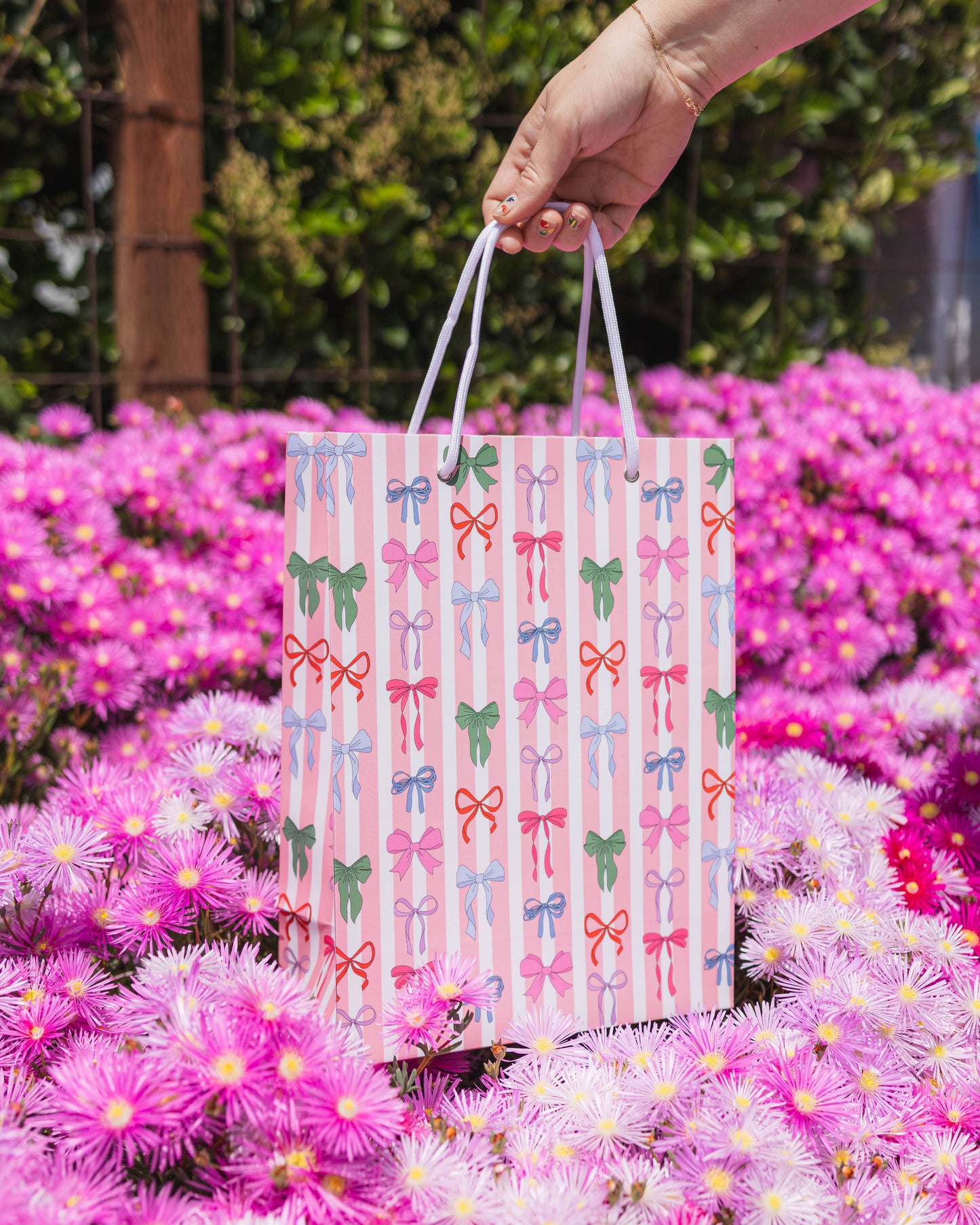 Illustrating Amy - Stripe Bows Gift Bag