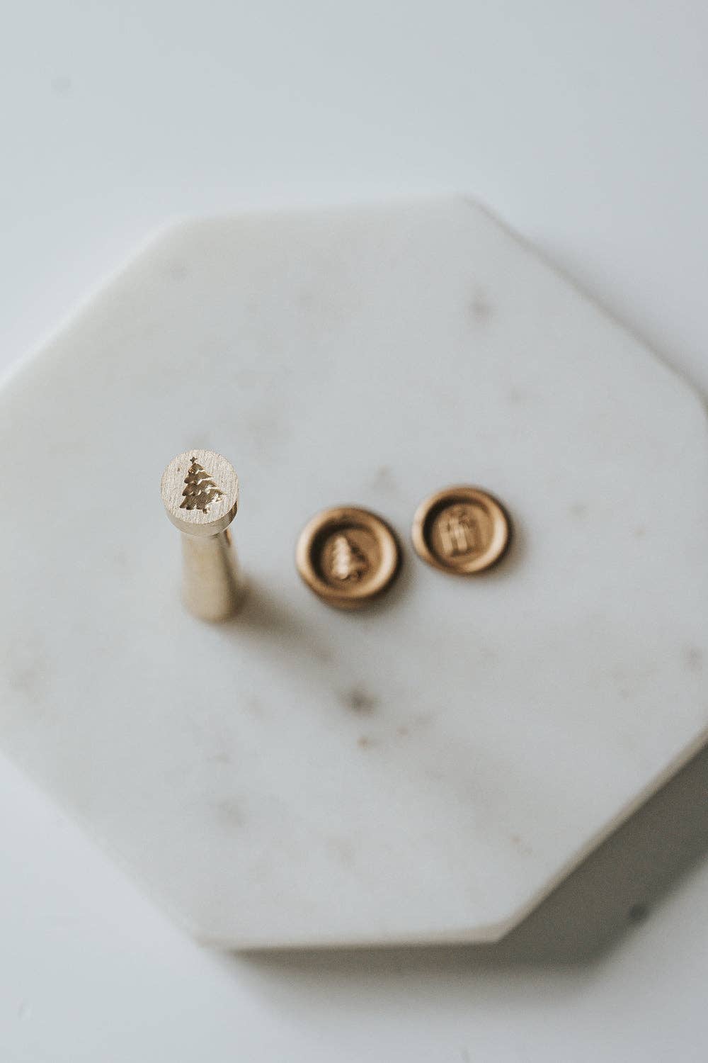 Written Word Calligraphy - Holiday Collection Tree and Gift Mini Wax Seal