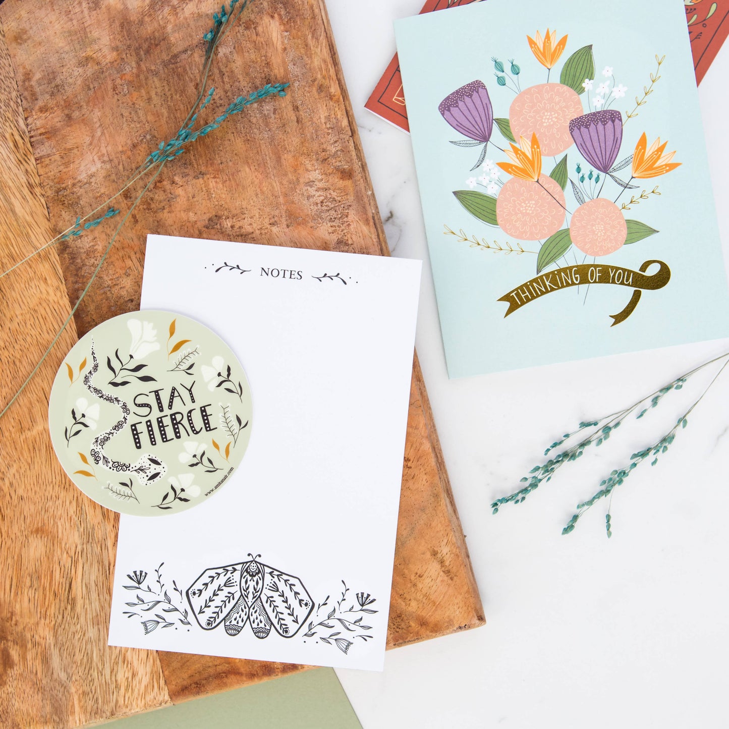 Amicreative - Thinking of You Gold Foil Greeting Card