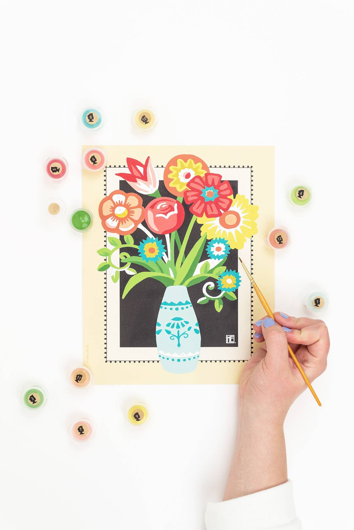 Elle Crée (She Creates) - Engelblooms Mary Engelbreit Paint-by-Number Kit