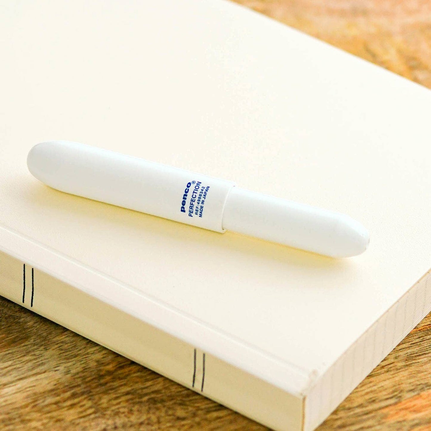Perfection Ballpoint Pen Light: White