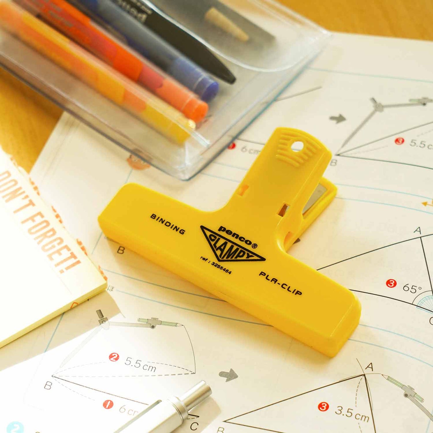 Glow Plastic Penco Clip