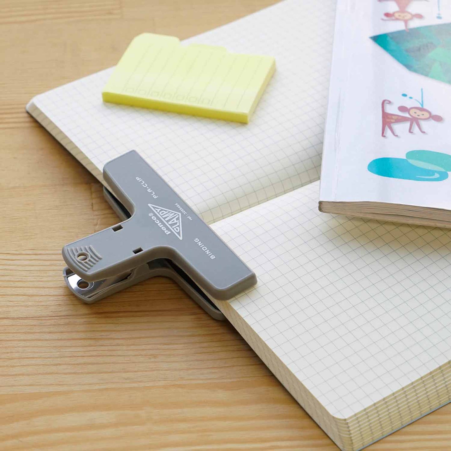 Glow Plastic Penco Clip